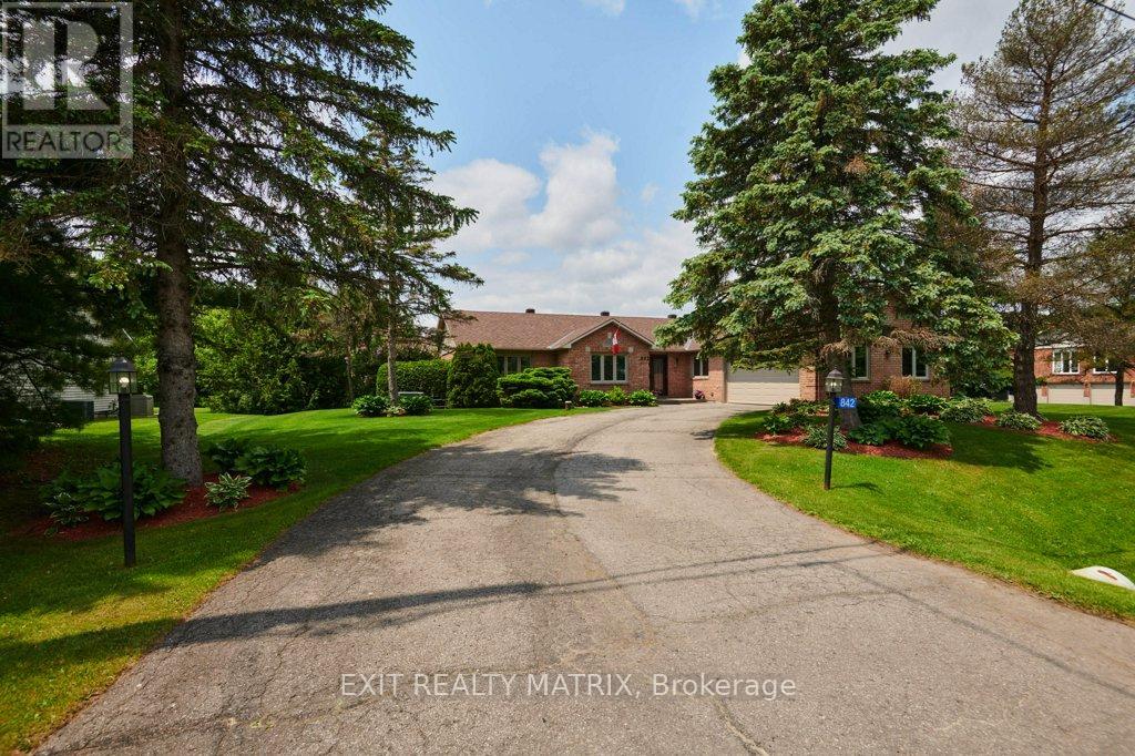 842 APPLE LANE, Ottawa, Ontario