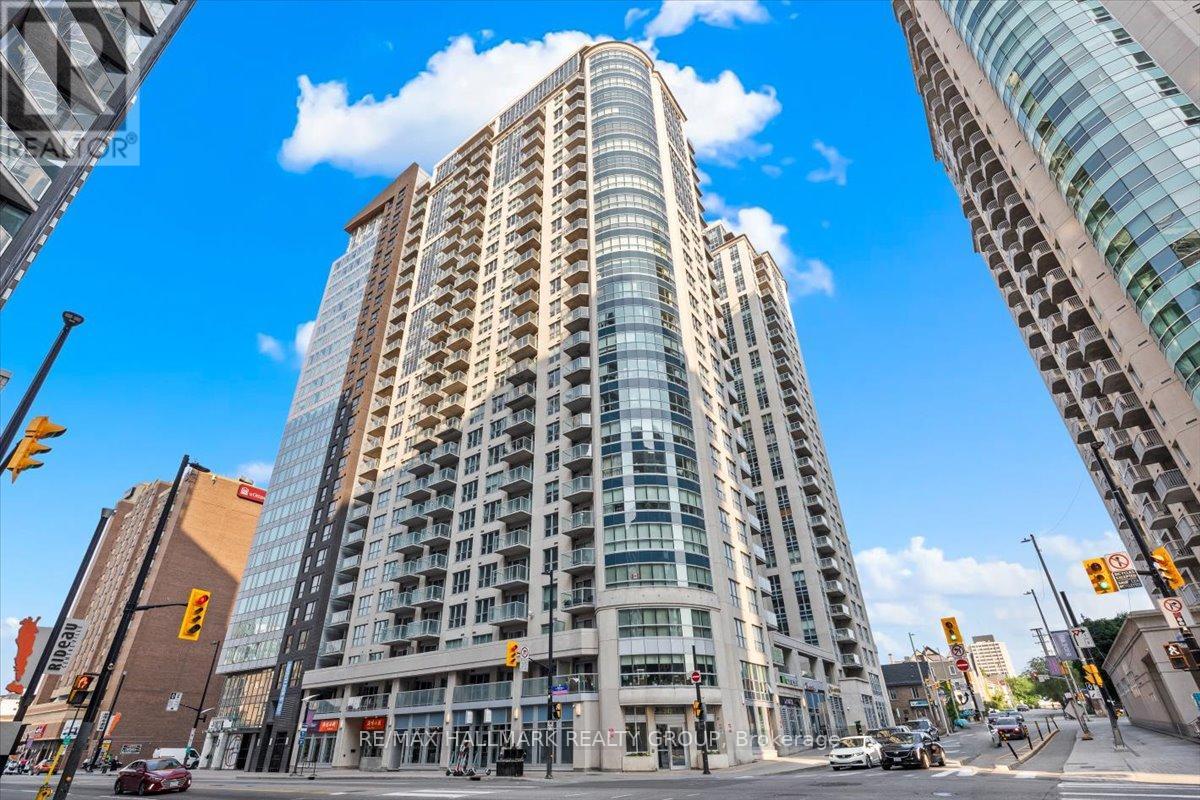 206 - 242 RIDEAU STREET, Ottawa, Ontario