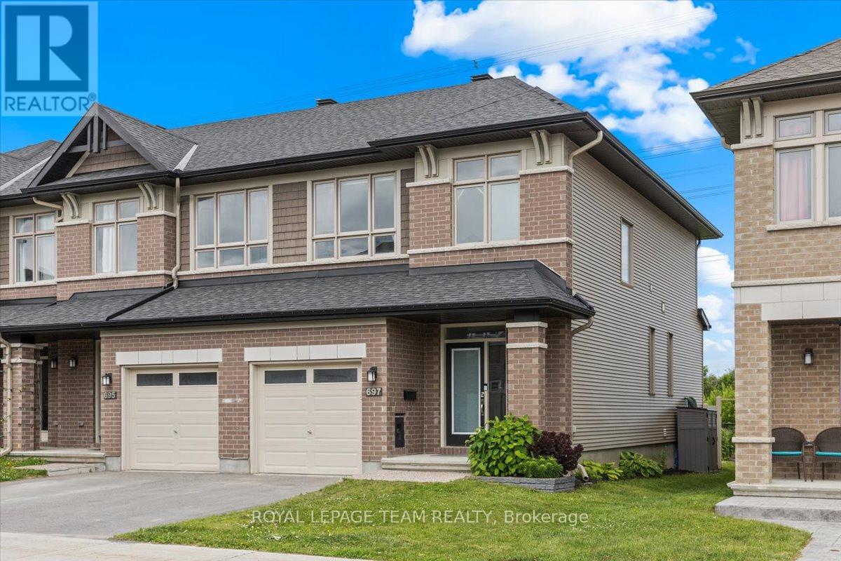 697 PUTNEY CRESCENT, Ottawa, Ontario
