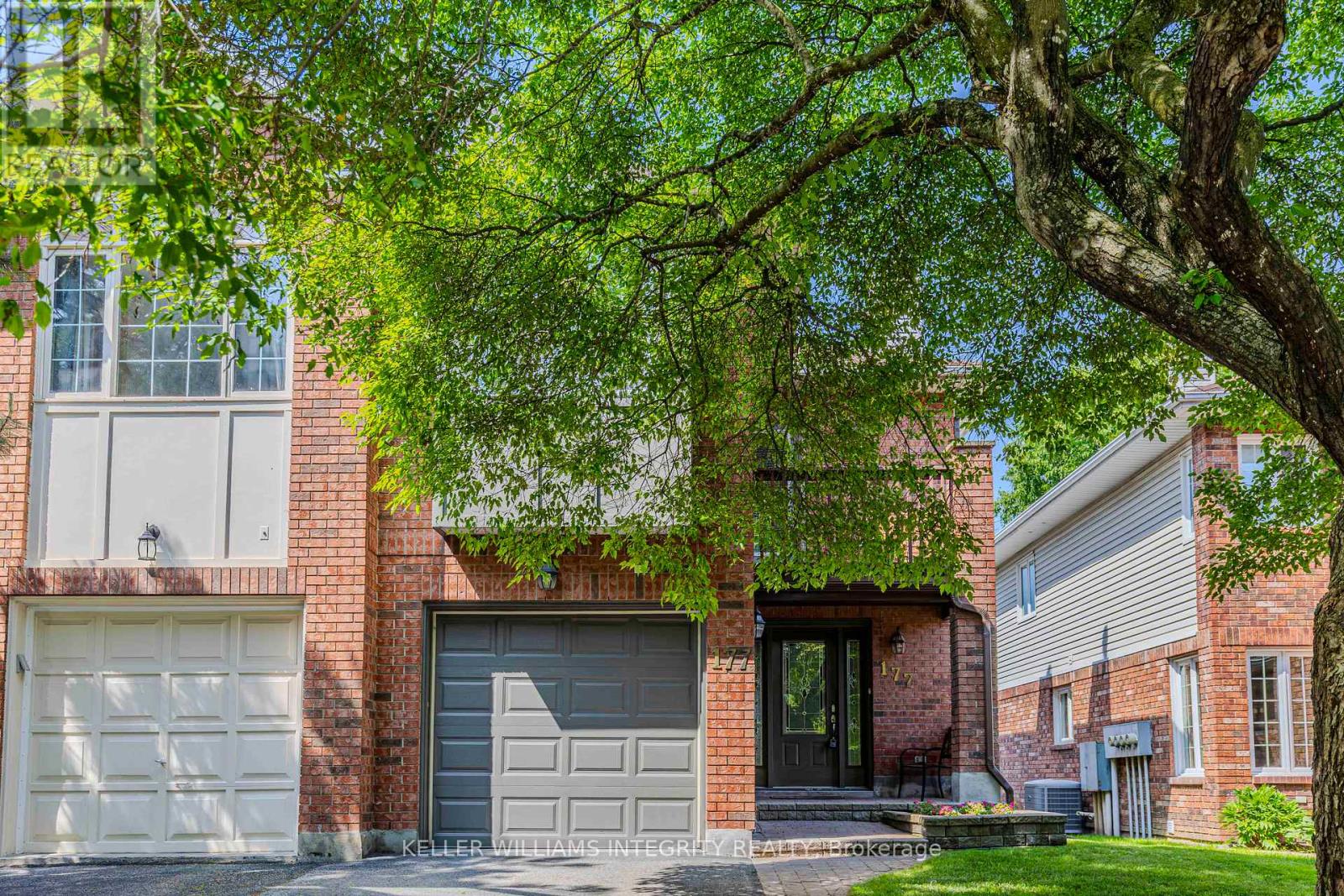 177 THORNBURY CRESCENT, Ottawa, Ontario