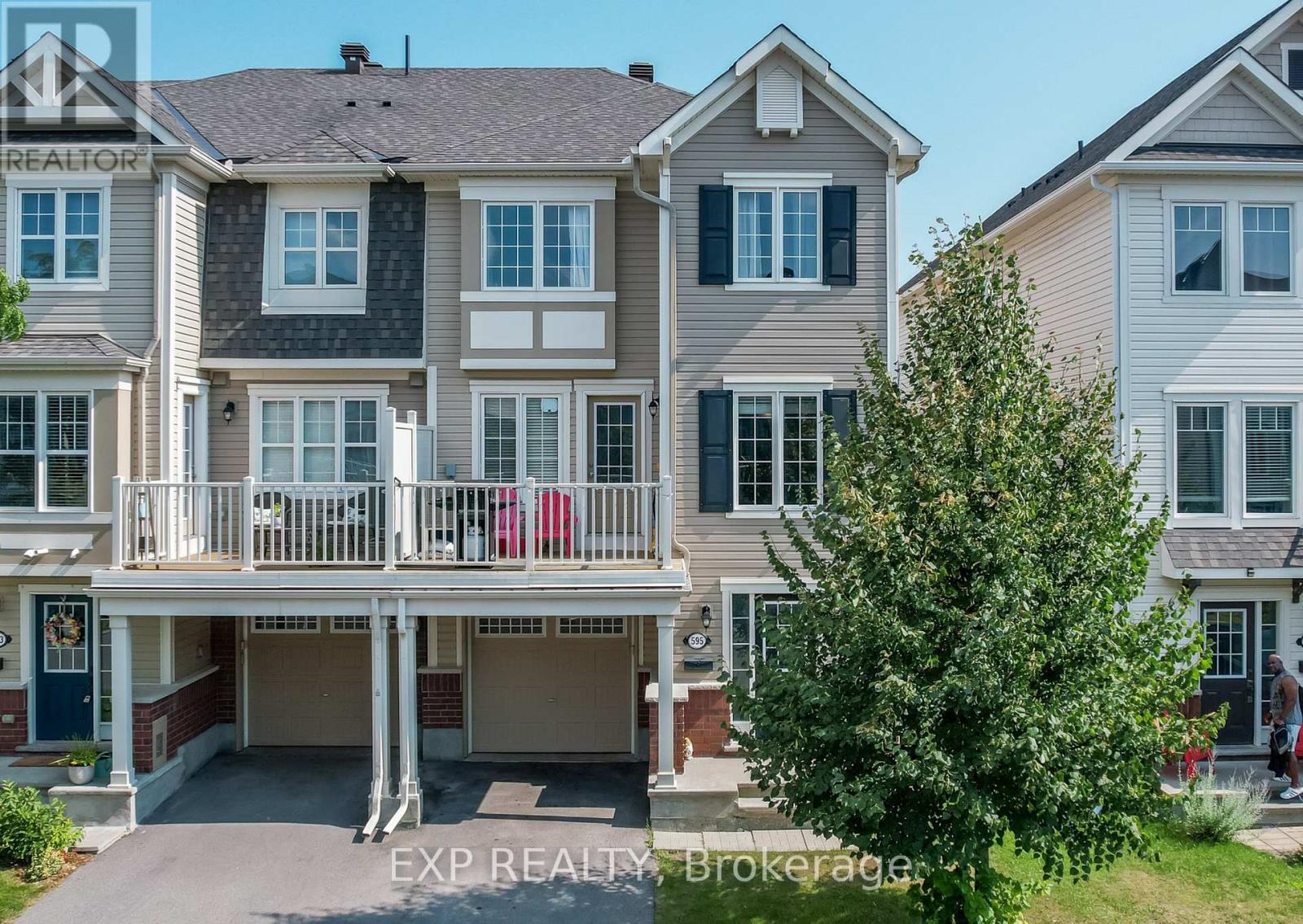 595 FOXLIGHT CIRCLE, Ottawa, Ontario