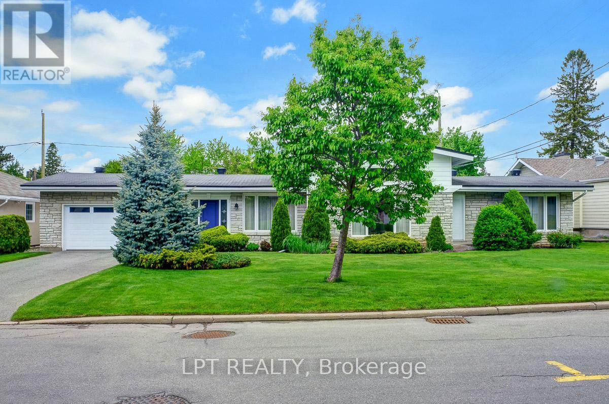 169 ROGER ROAD, Ottawa, Ontario