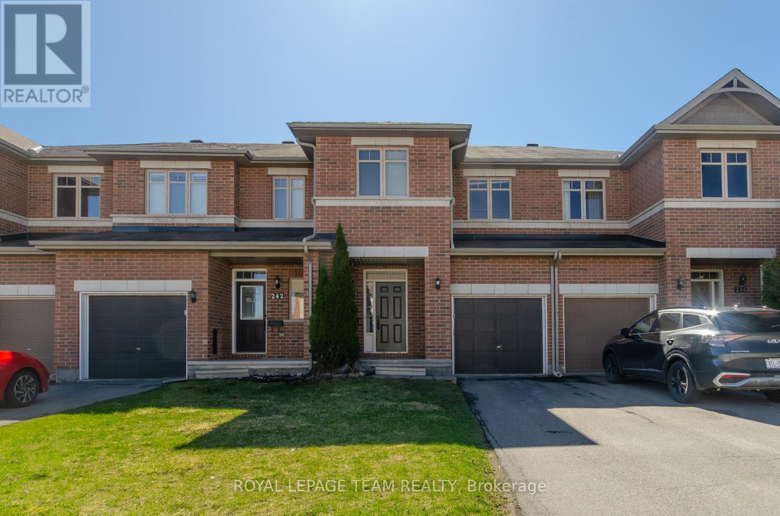 244 MAXWELL BRIDGE ROAD, Ottawa, Ontario