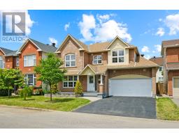 107 COLUMBIA AVENUE, Ottawa, Ontario