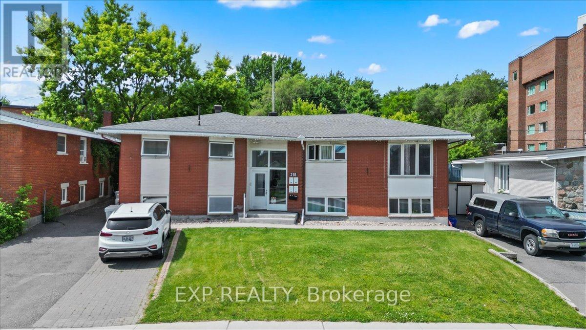 215 LAVERGNE STREET, Ottawa, Ontario