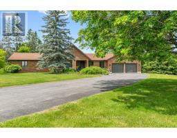 102 DELANEY DRIVE, Ottawa, Ontario