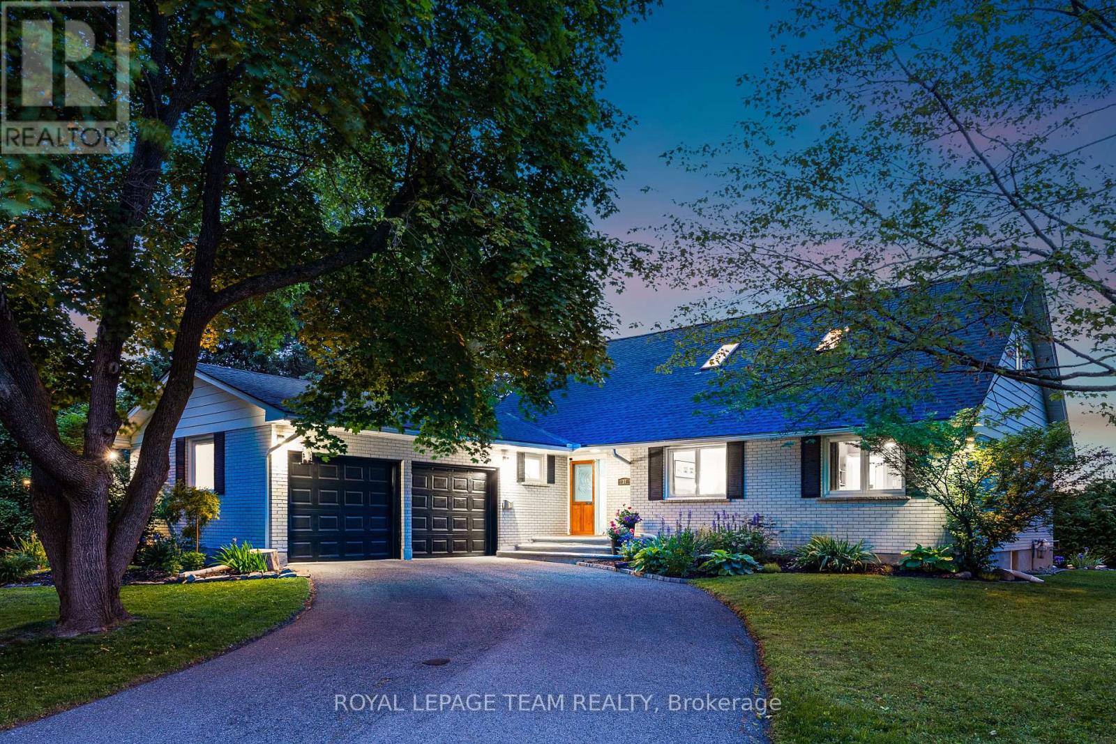 37 PROMENADE AVENUE, Ottawa, Ontario