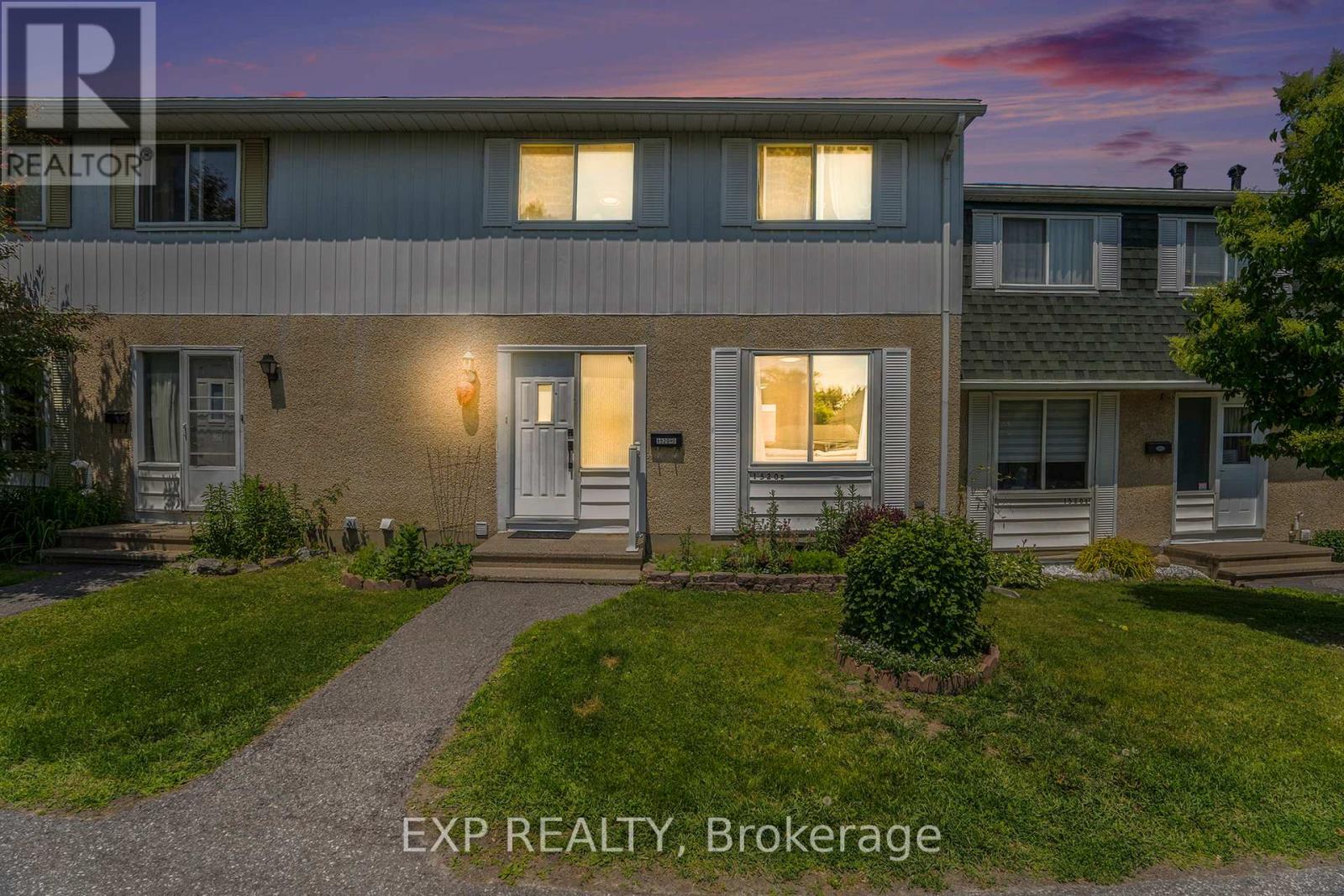 D - 1520 BEAVERPOND DRIVE, Ottawa, Ontario