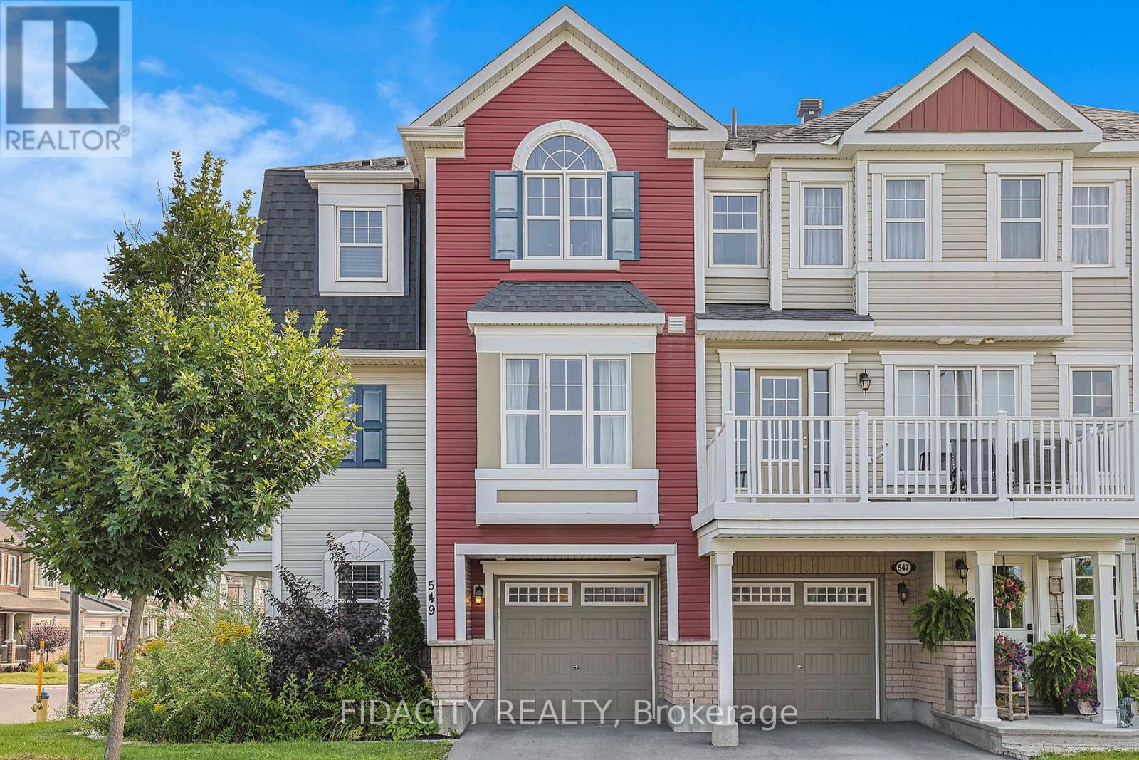 549 ENSATINA CRESCENT, Ottawa, Ontario