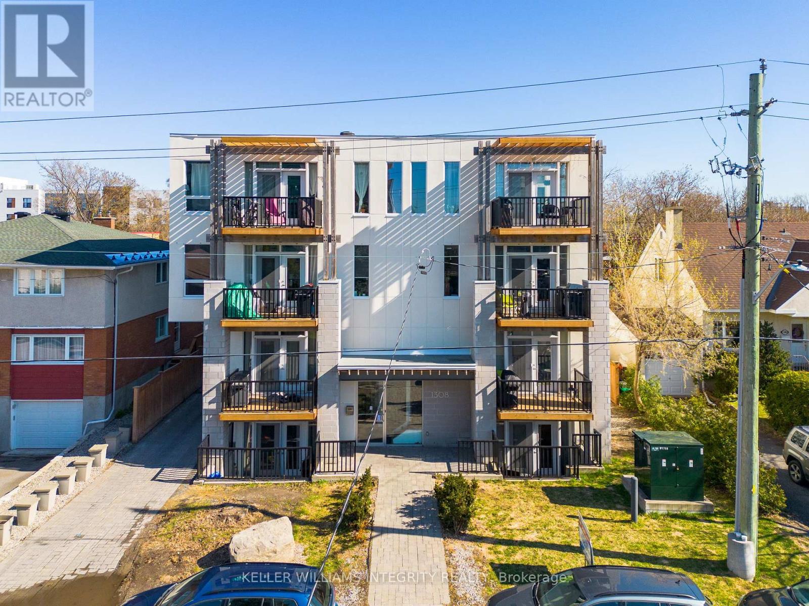 202 - 1308 THAMES STREET, Ottawa, Ontario