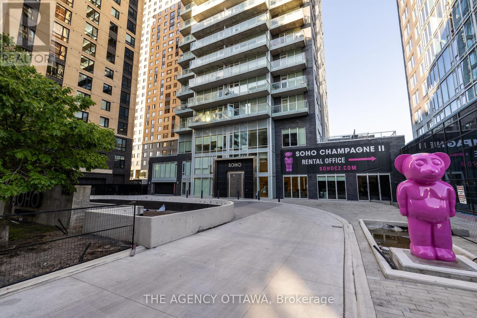 1610 - 111 CHAMPAGNE AVENUE S, Ottawa, Ontario