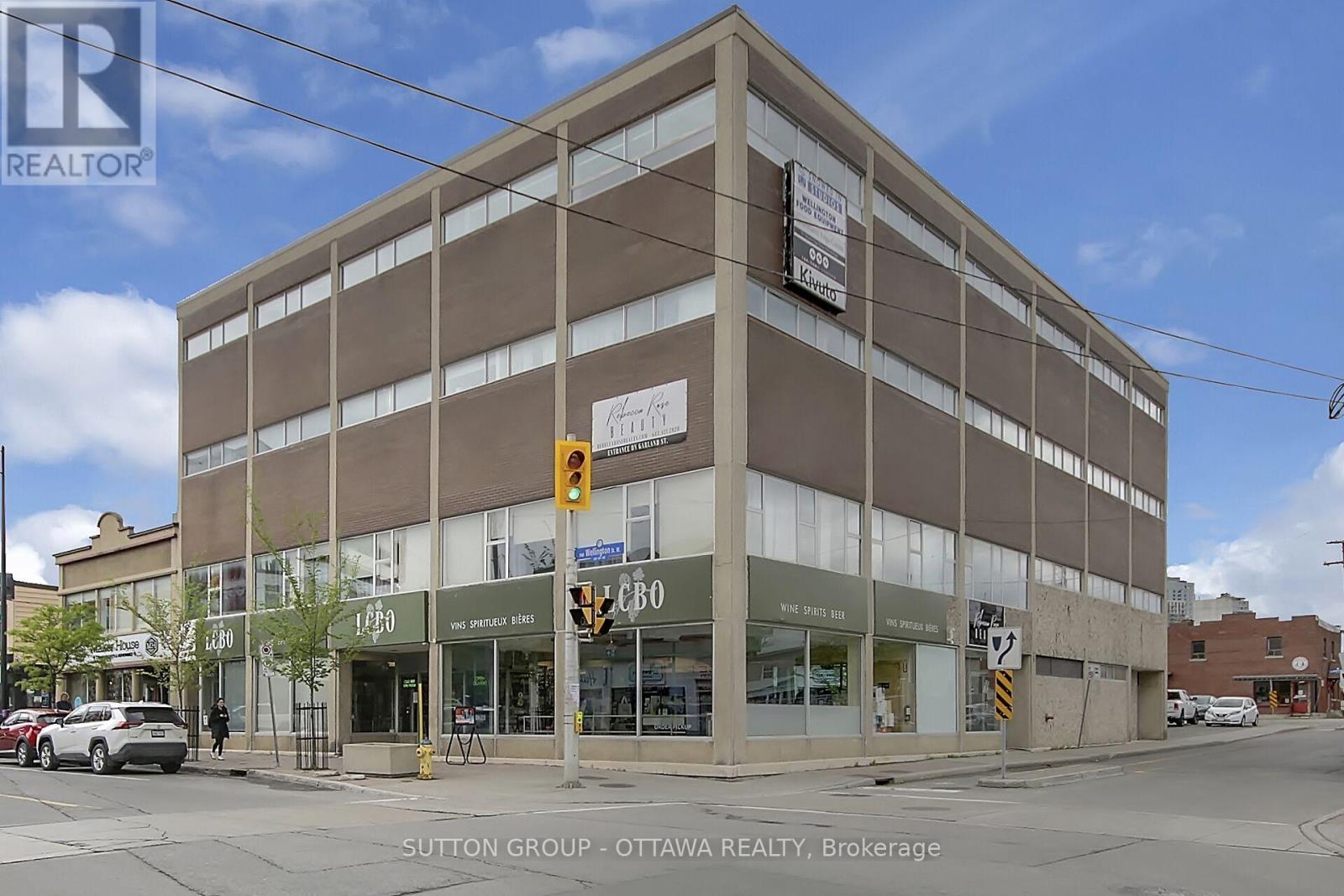 400 - 981 WELLINGTON STREET, Ottawa, Ontario