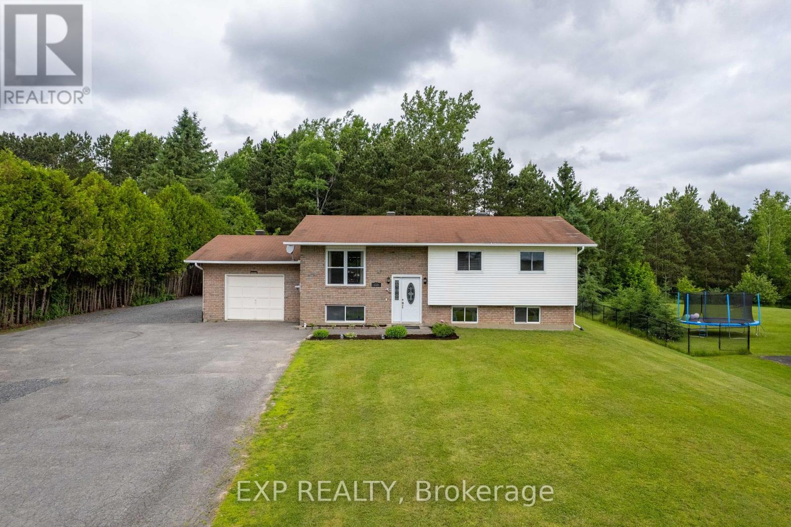 333 RUSSELL ROAD, Clarence-Rockland, Ontario