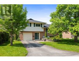 194 HOGAN AVENUE, Smiths Falls, Ontario