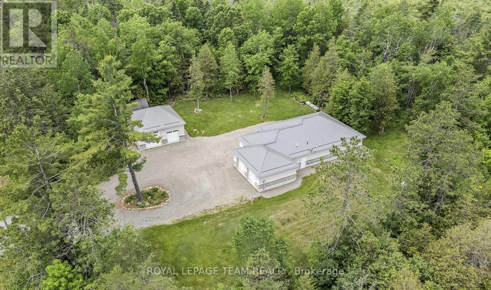 4517 ROGER STEVENS DRIVE, Ottawa, Ontario