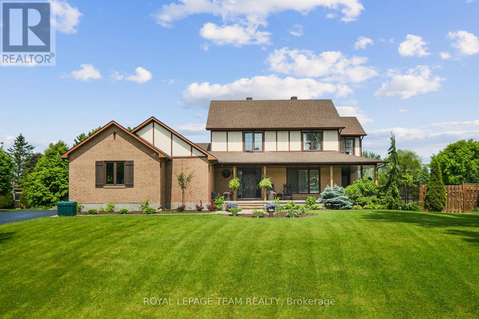 1571 STANLEYFIELD CRESCENT, Ottawa, Ontario