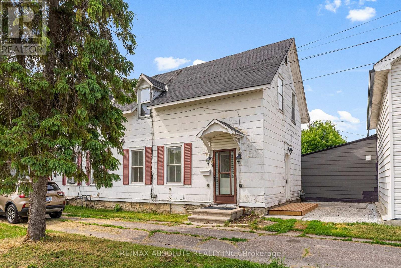202 BELL STREET, Arnprior, Ontario