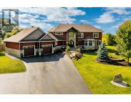 225 HILLCREST DRIVE, Mississippi Mills, Ontario