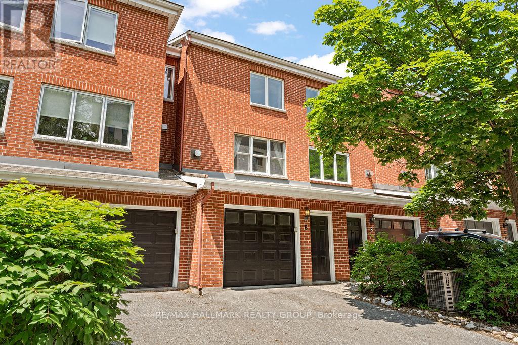 6 BRIGADIER PRIVATE, Ottawa, Ontario