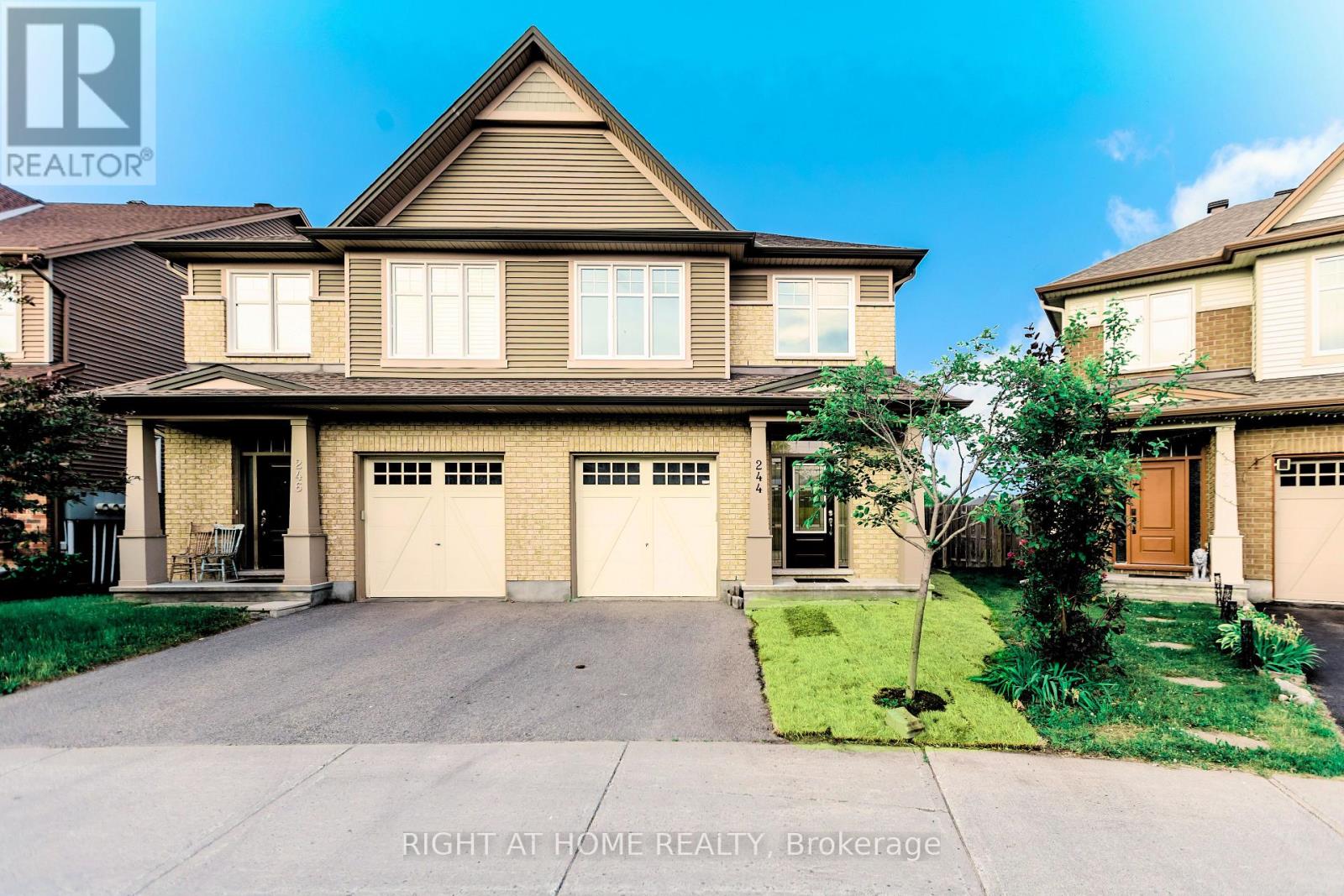 244 FERGUS CRESCENT, Ottawa, Ontario