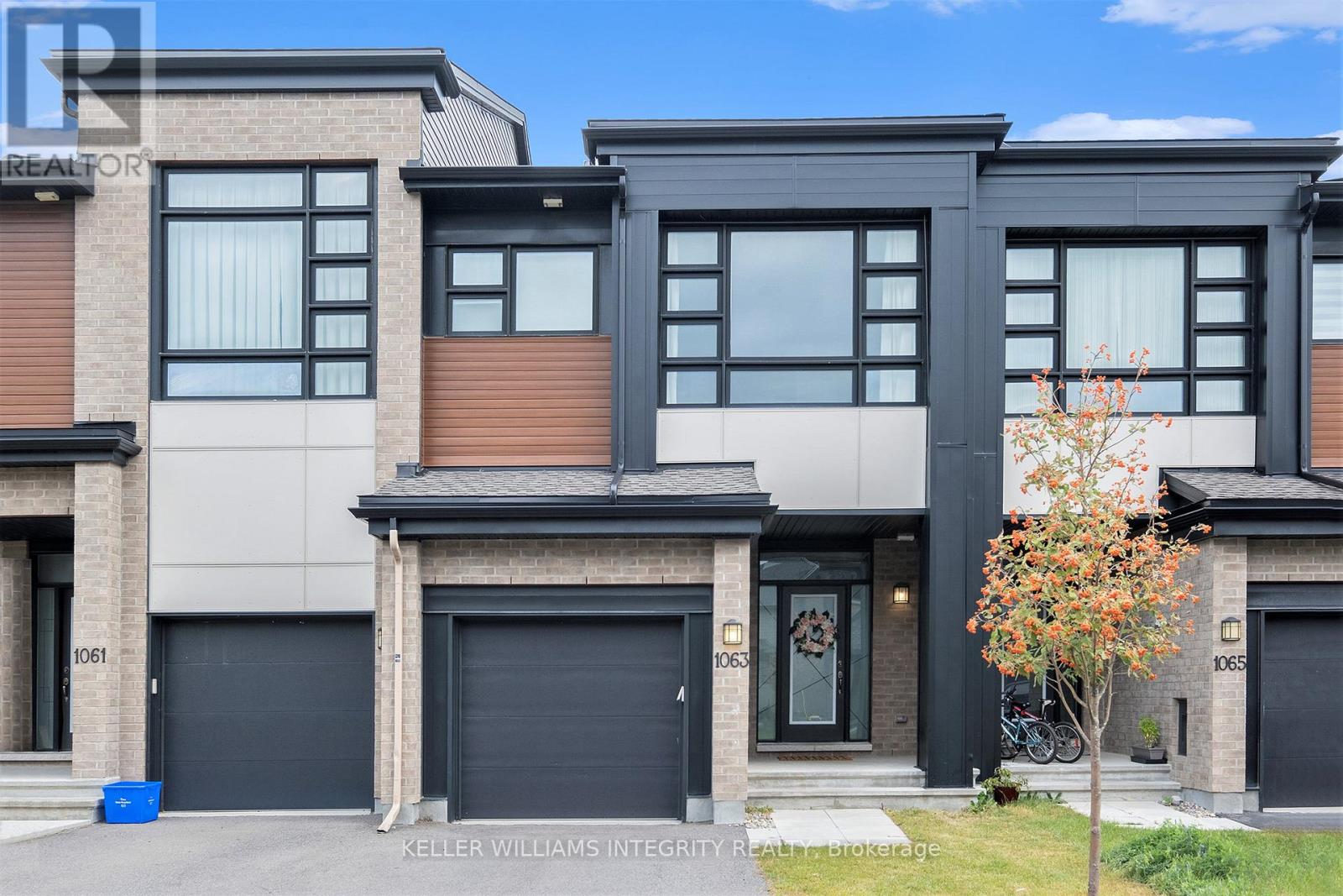 1063 LUNAR GLOW CRESCENT, Ottawa, Ontario