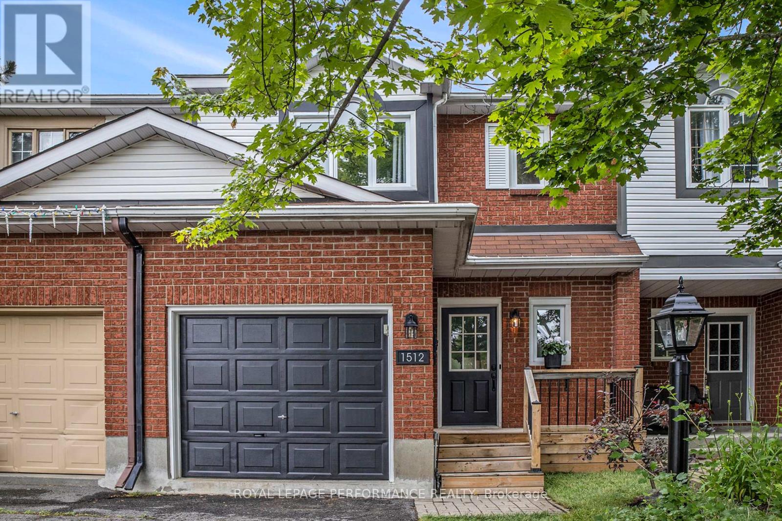1512 LAUNAY AVENUE, Ottawa, Ontario