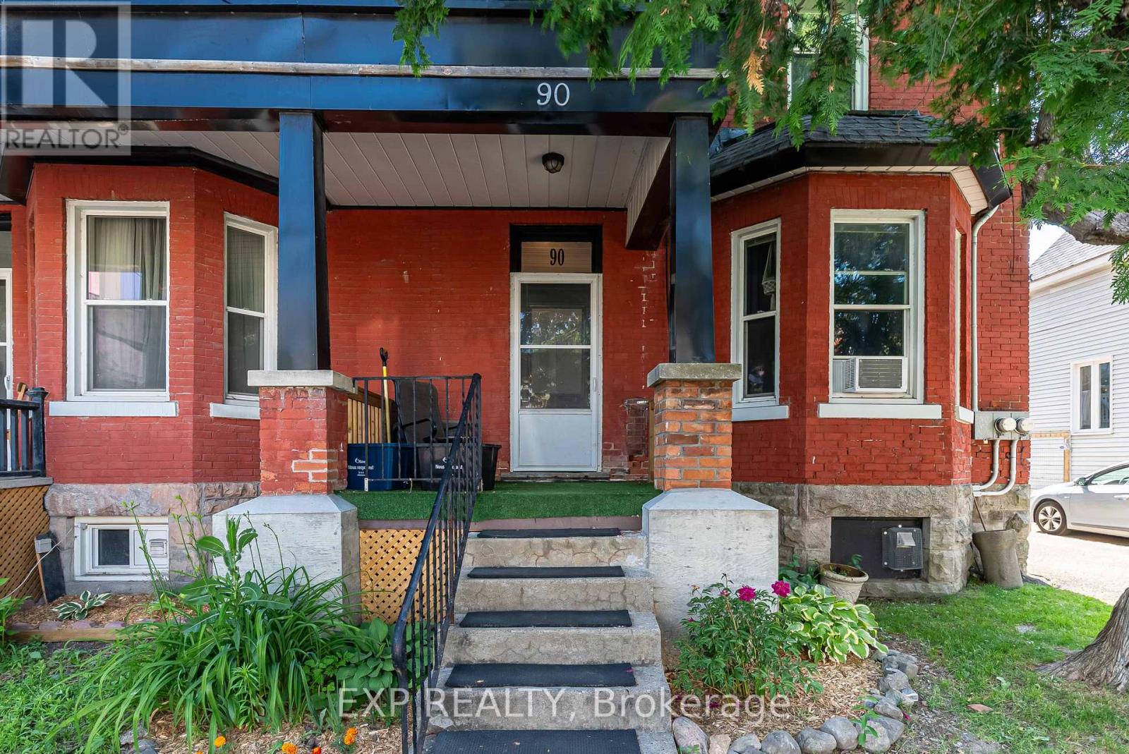 90 CAMBRIDGE STREET N, Ottawa, Ontario