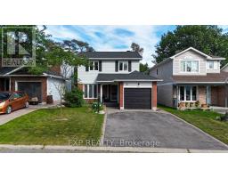 18 HAWLEY CRESCENT, Ottawa, Ontario