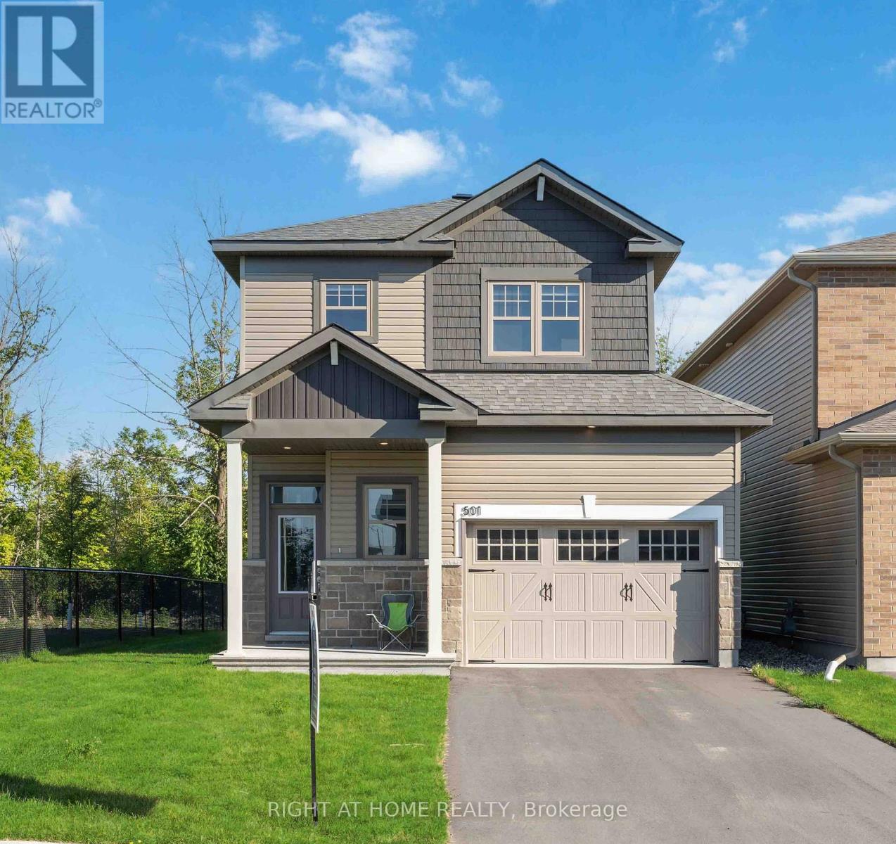 501 PAAKANAAK AVENUE, Ottawa, Ontario